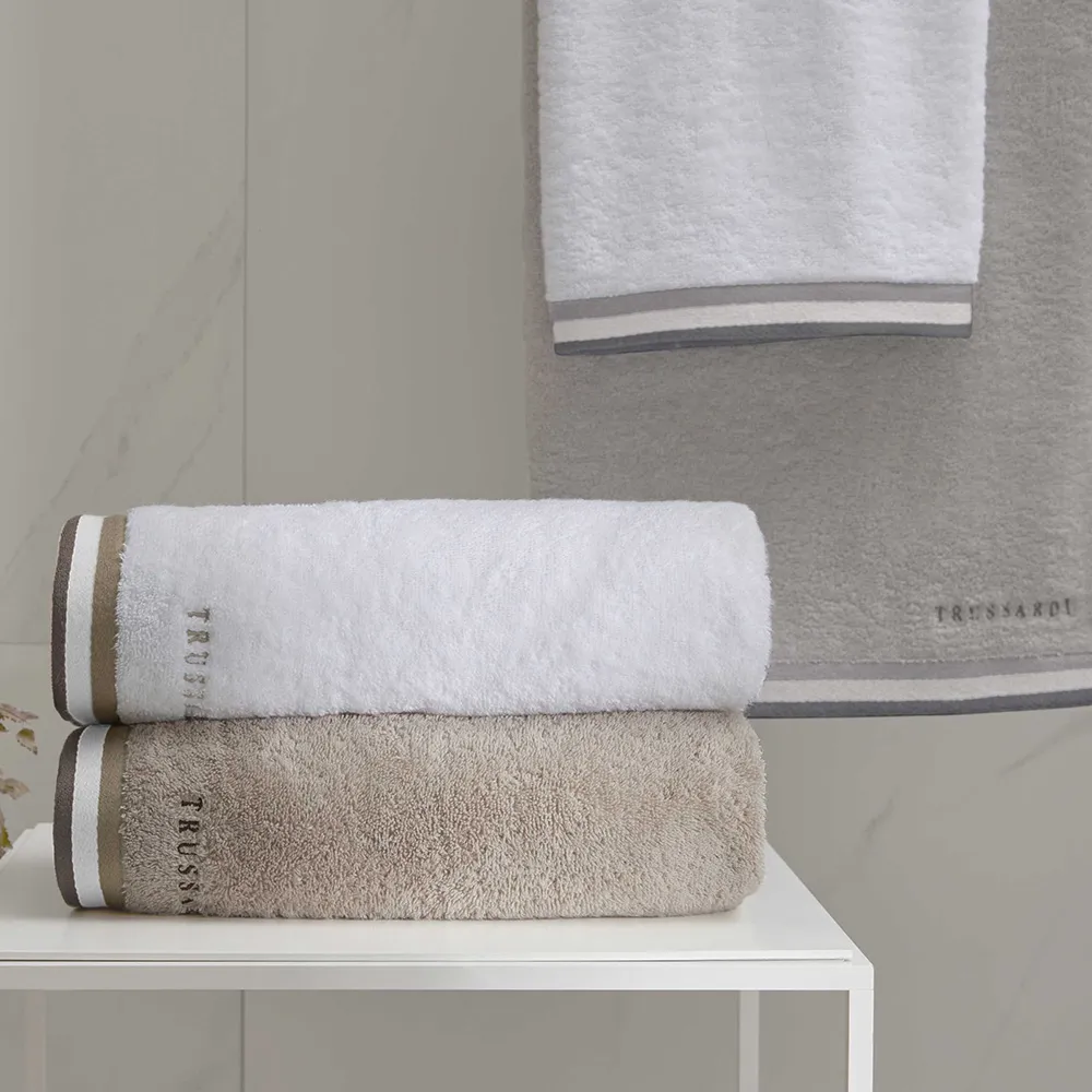 Toalha Banhão Trussardi Montello Branco/Bege - Imagem 3